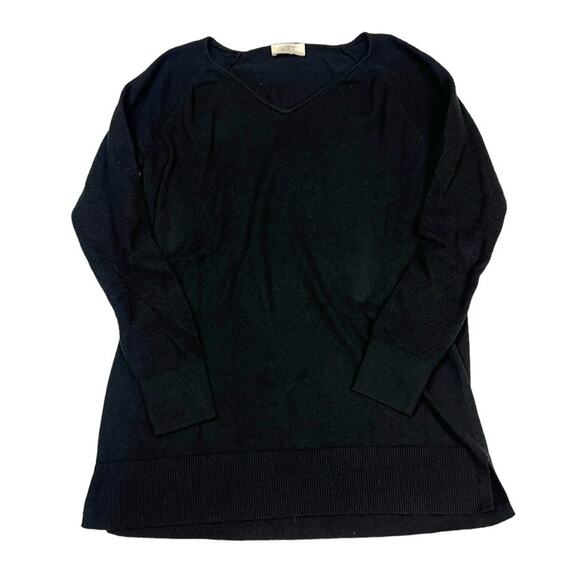 LOFT Sweaters - LOFT Outlet Sweater Solid Black Long Sleeve‎ V-Neck Pullover Women's Casual